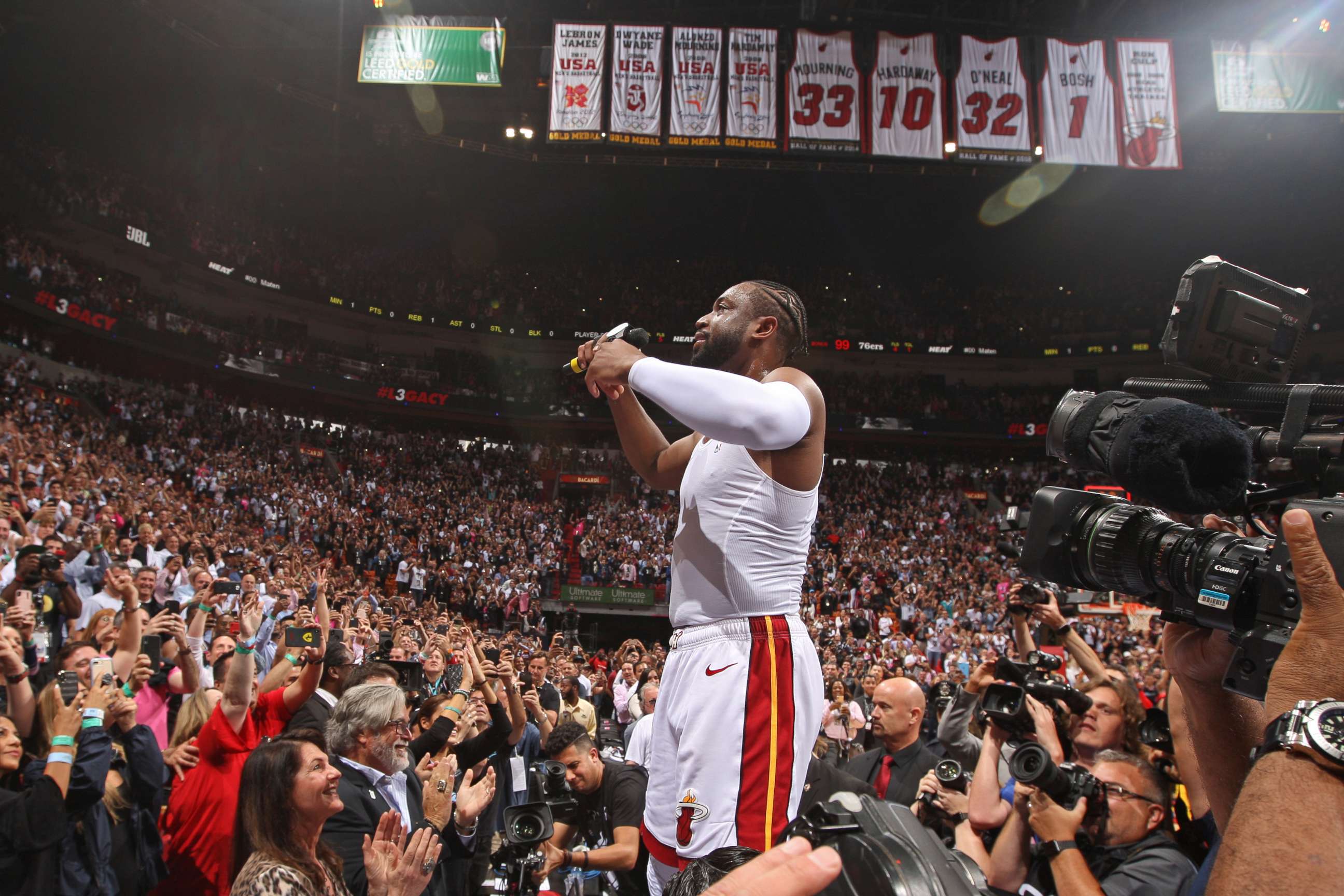 PHOTO:Dwyane Wade of the Miami Heat thanks the crowd after the game against the Philadelphia 76ers on April 9, 2019 at American Airlines Arena in Miami, Fla.