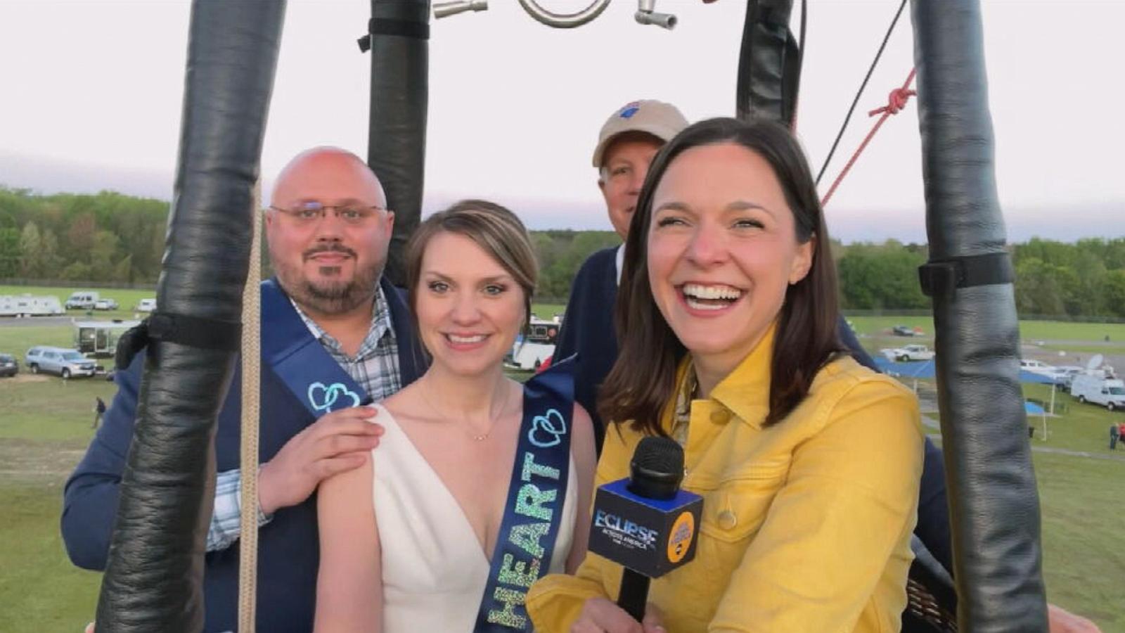 PHOTO: Keegan Wright and Courtney Rougeau appear on “Good Morning America” in a hot air balloon on April 8, 2024, ahead of their wedding at the “Elope at the Eclipse” event in Russellville, Arkansas.