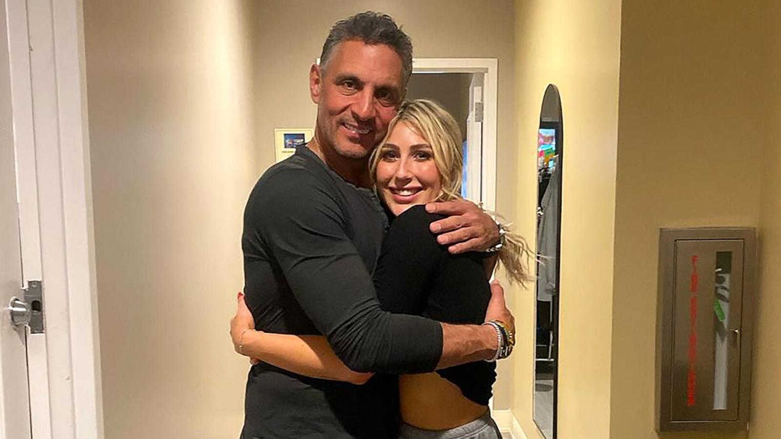 PHOTO: Emma Slater shared a photo with her former "Dancing with the Stars" partner Mauricio Umansky on her Instagram account.