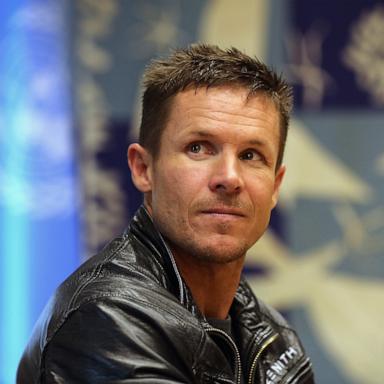 PHOTO: Austrian skydiver Felix Baumgartner meets with UN Secretary-General Ban Ki-moon at the United Nations headquarters on October 23, 2012 in New York City. 