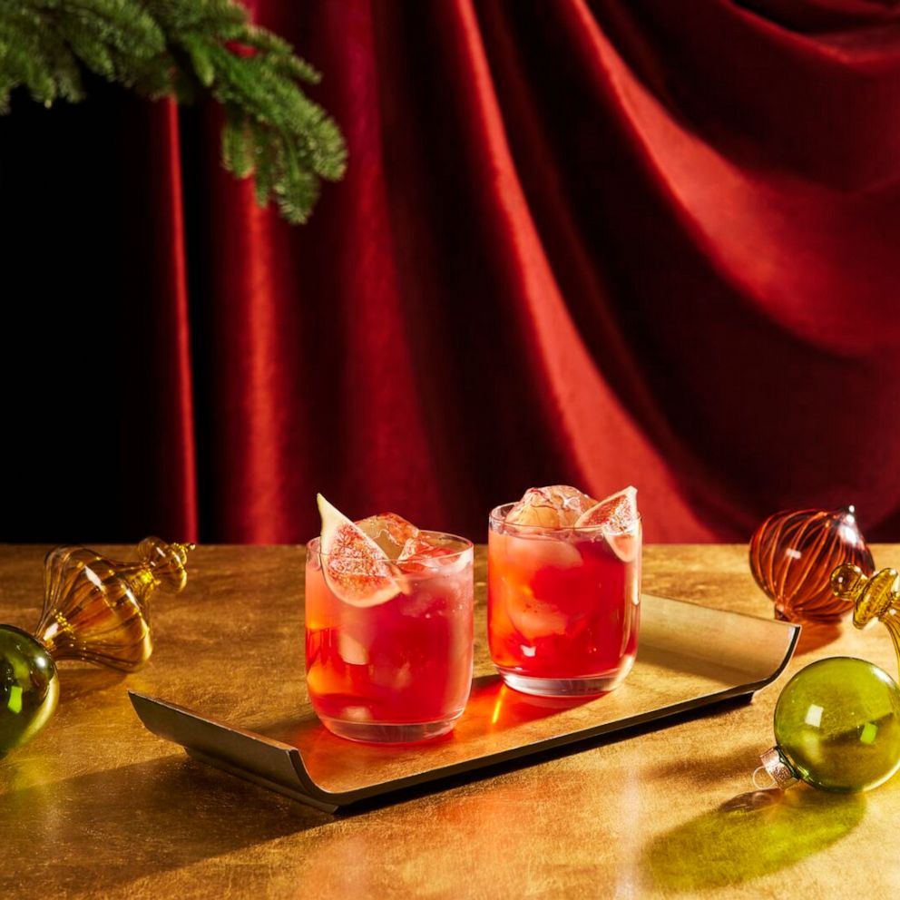 VIDEO: Whip up these spicy pomegranate margaritas for your holiday guests 