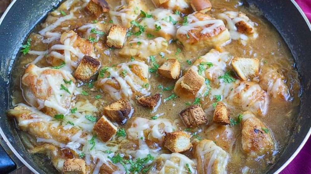 PHOTO: French onion chicken skillet.