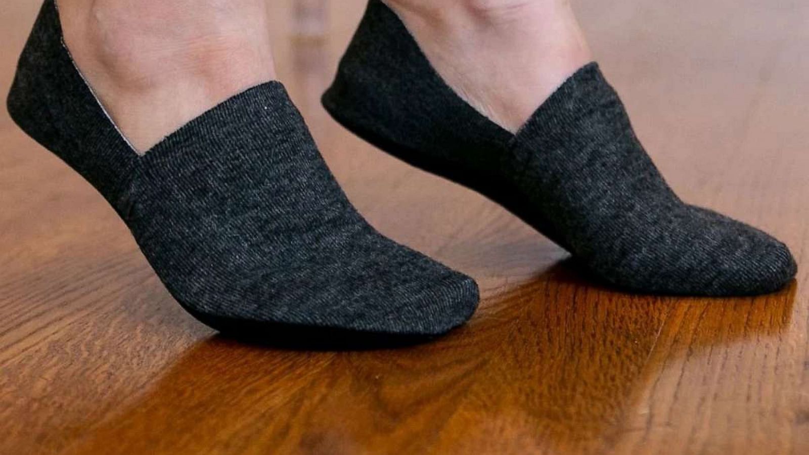 Unique Bargains Non-Slip Yoga Socks Five Toe Socks Pilates Barre for Women  with Grips Dark Gray 3 Pair