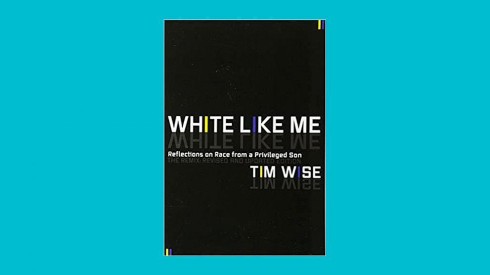 White Like Me: Reflections on Race from a Privileged Son: Wise, Tim:  9781593764258: : Books