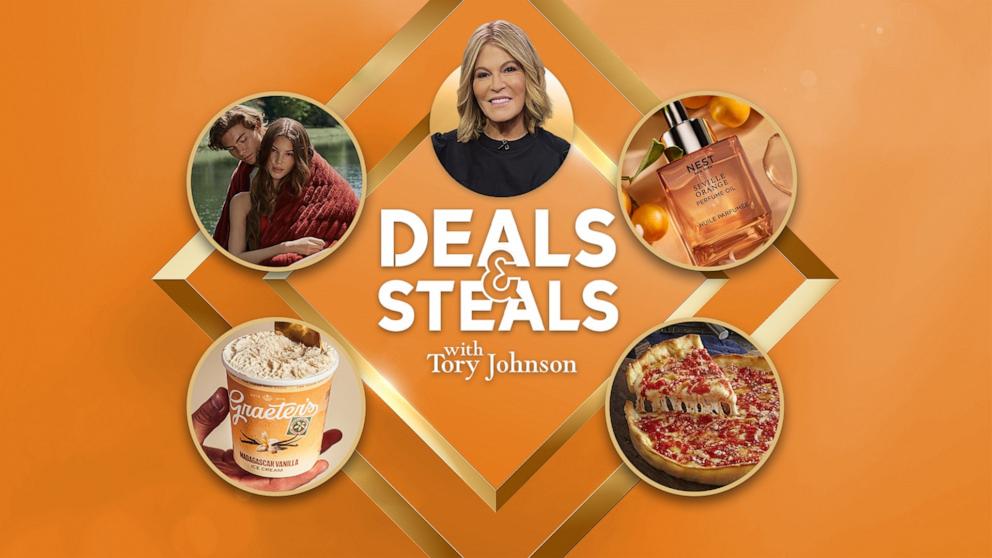 PHOTO: Deals & Steals Celebrating 50 States