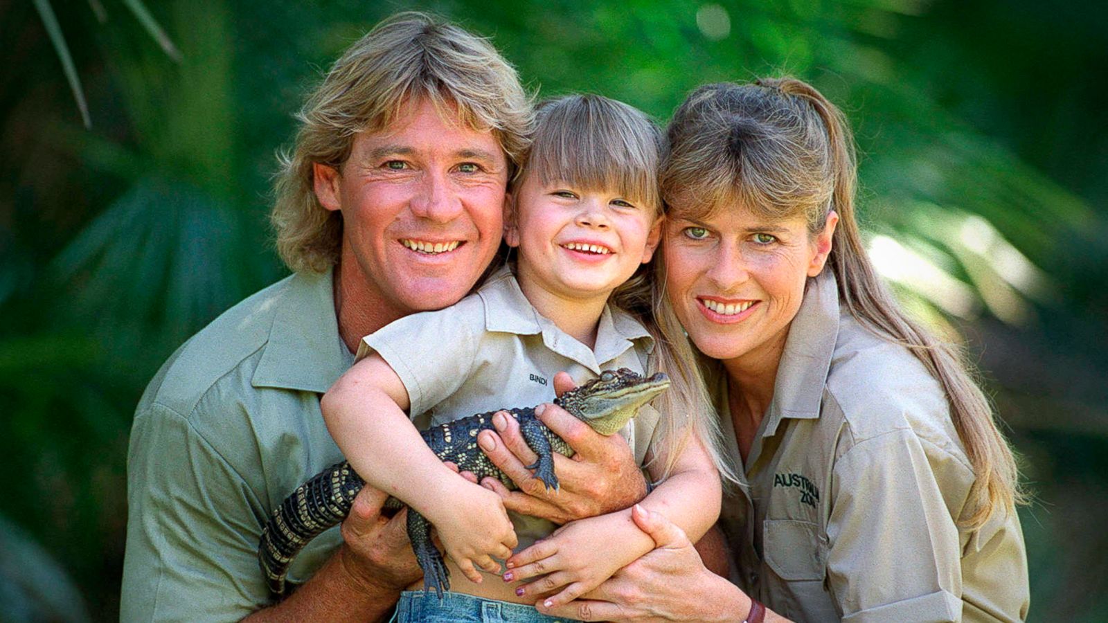 PHOTO: "Crocodile Hunter" Steve Irwin with his wife Terri Irwin, and daughter Bindi Irwin, and a baby crocodile at Australia Zoo in Queensland, Dec. 14, 2002.