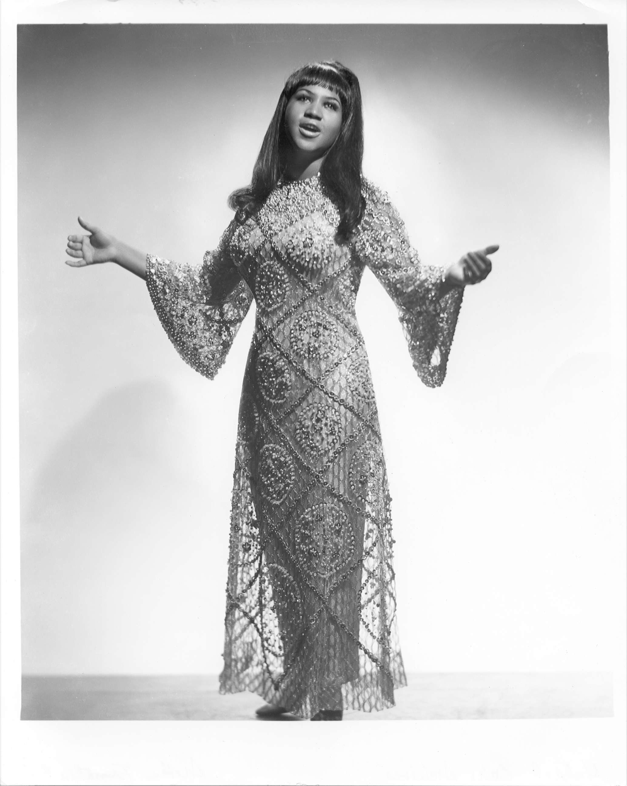 PHOTO: Aretha Franklin poses for a portrait in 1965.
