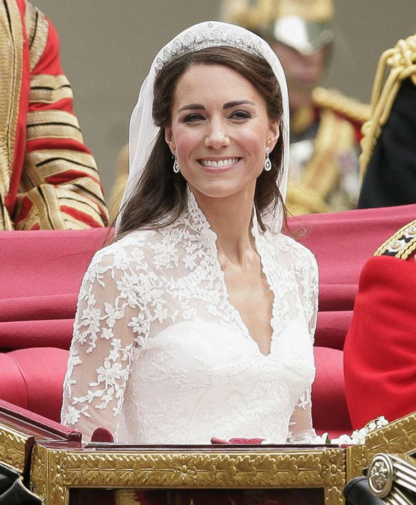 PHOTO: Duchess Kate travels to Buckingham Palace in a horse drawn carriage following her wedding at Westminster Abbey, April 29, 2011, in London.