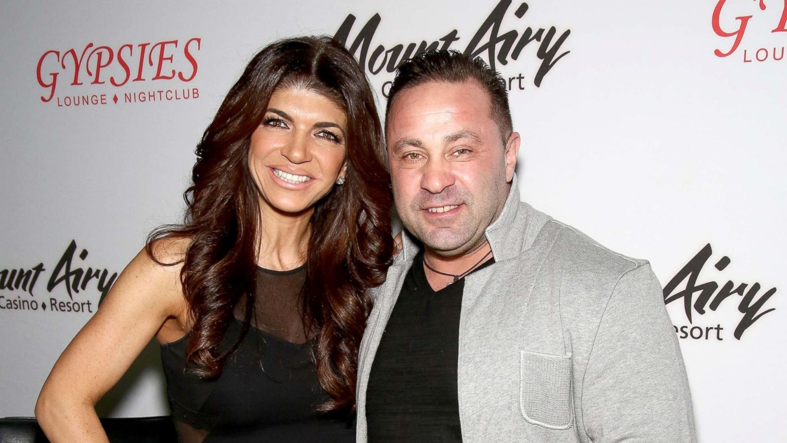 PHOTO: Teresa Giudice and Joe Giudice appear at Mount Airy Resort Casino for a book signing and meet and greet in this March 5, 2016 file photo in Mount Pocono City.