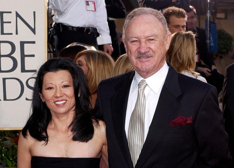 PHOTO: Actor Gene Hackman arrives with his wife, Betsy Arakawa, for the 60th Annual Golden Globe Awards in Beverly Hills, Calif., Jan. 19, 2003. 