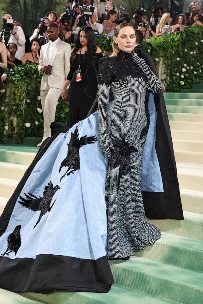 PHOTO: The 2024 Met Gala Celebrating "Sleeping Beauties: Reawakening Fashion" - Arrivals