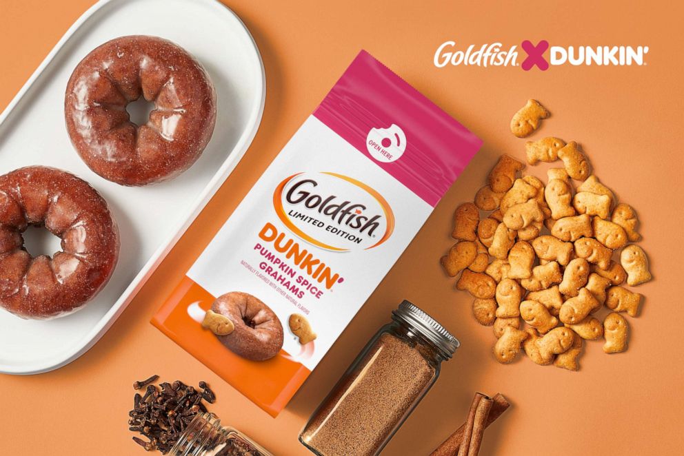 PHOTO: Goldfish Grahams with Dunkin' pumpkin pie spice.