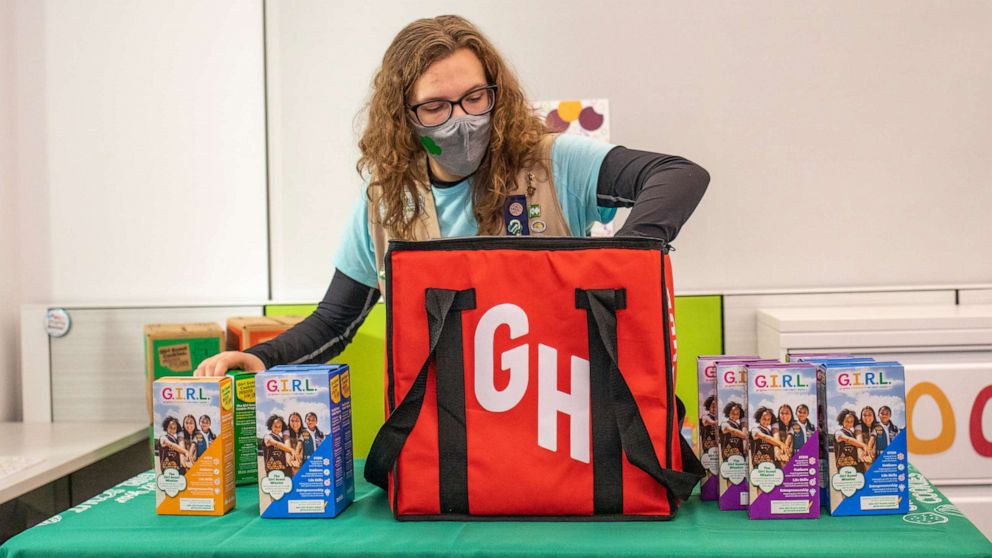 VIDEO: This 98-year-old girl scout has been selling cookies since 1932