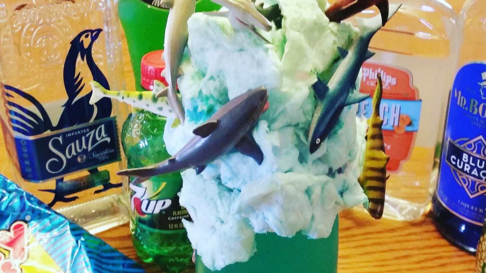 Shark Ice Cubes Recipe makes me think of Shark Week and Parties