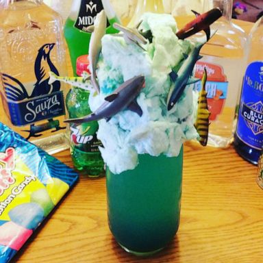 Shark Fans Will Flip For These Shark Week Inspired Cocktails Gma