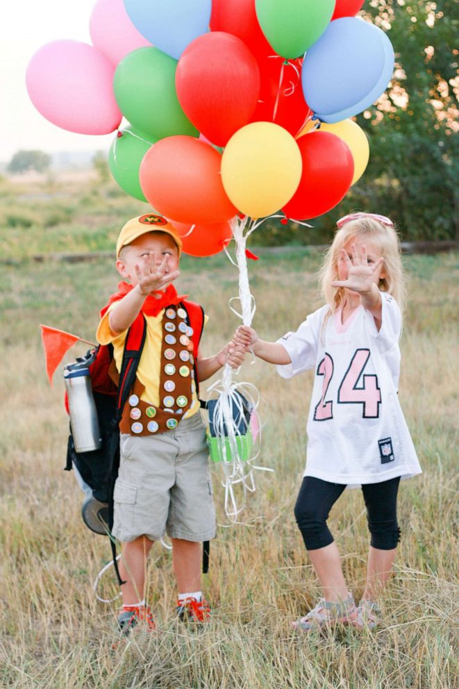 PHOTO: Twin siblings Elijah and Emilee pose for their fifth birthday photoshoot.