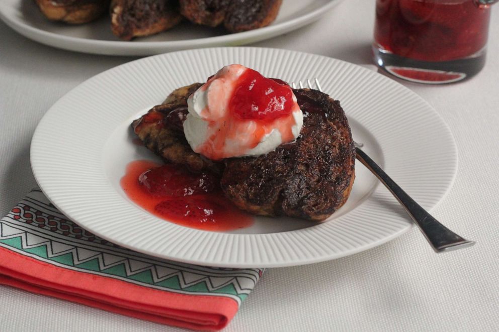 PHOTO: Emeril Lagasse's chocolate French toast with strawberry syrup.