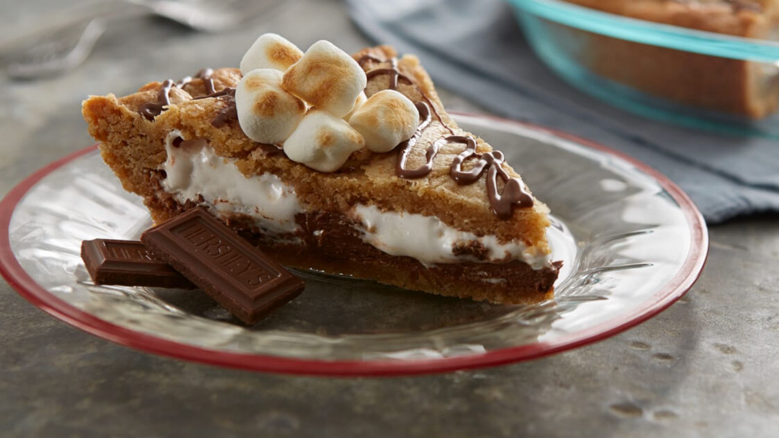 PHOTO: S'mores blondie pie is a fun twist on the classic campfire treat.