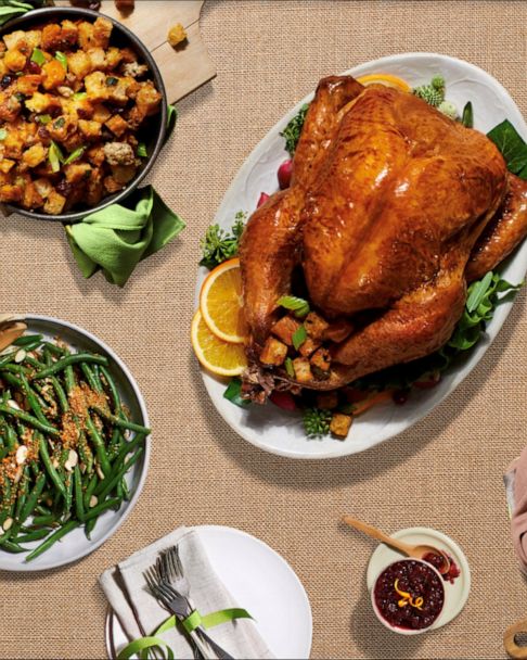 Best Thanksgiving Meal Delivery Services 2022: Top Holiday Meal Kits – The  Hollywood Reporter