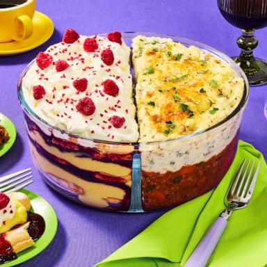 PHOTO: HelloFresh created a limited-edition meal kit inspired by the "Friend's" Thanksgiving episode where Rachel makes a trifle.