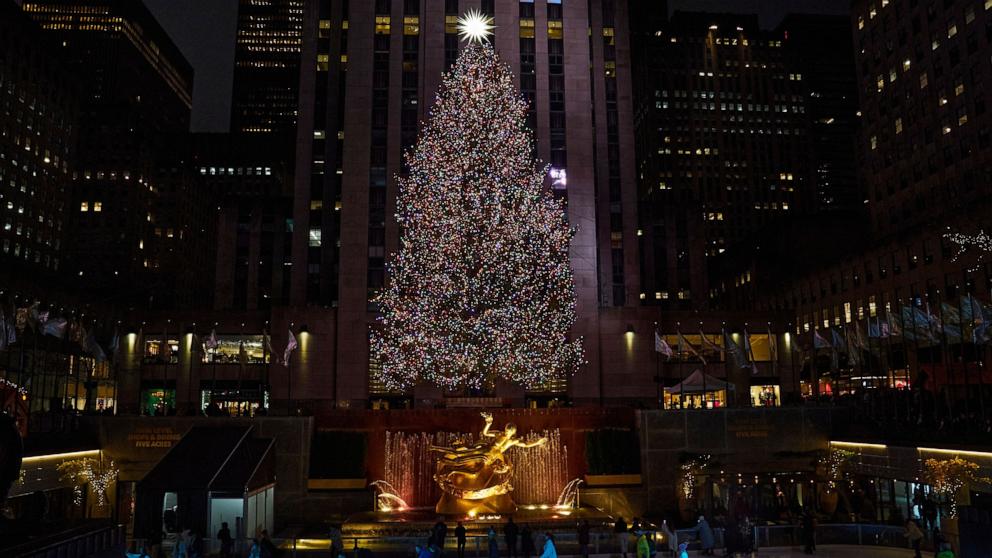 PHOTO: The Rockefeller Center ice skating rink is seen in New York, Dec. 10, 2023. 