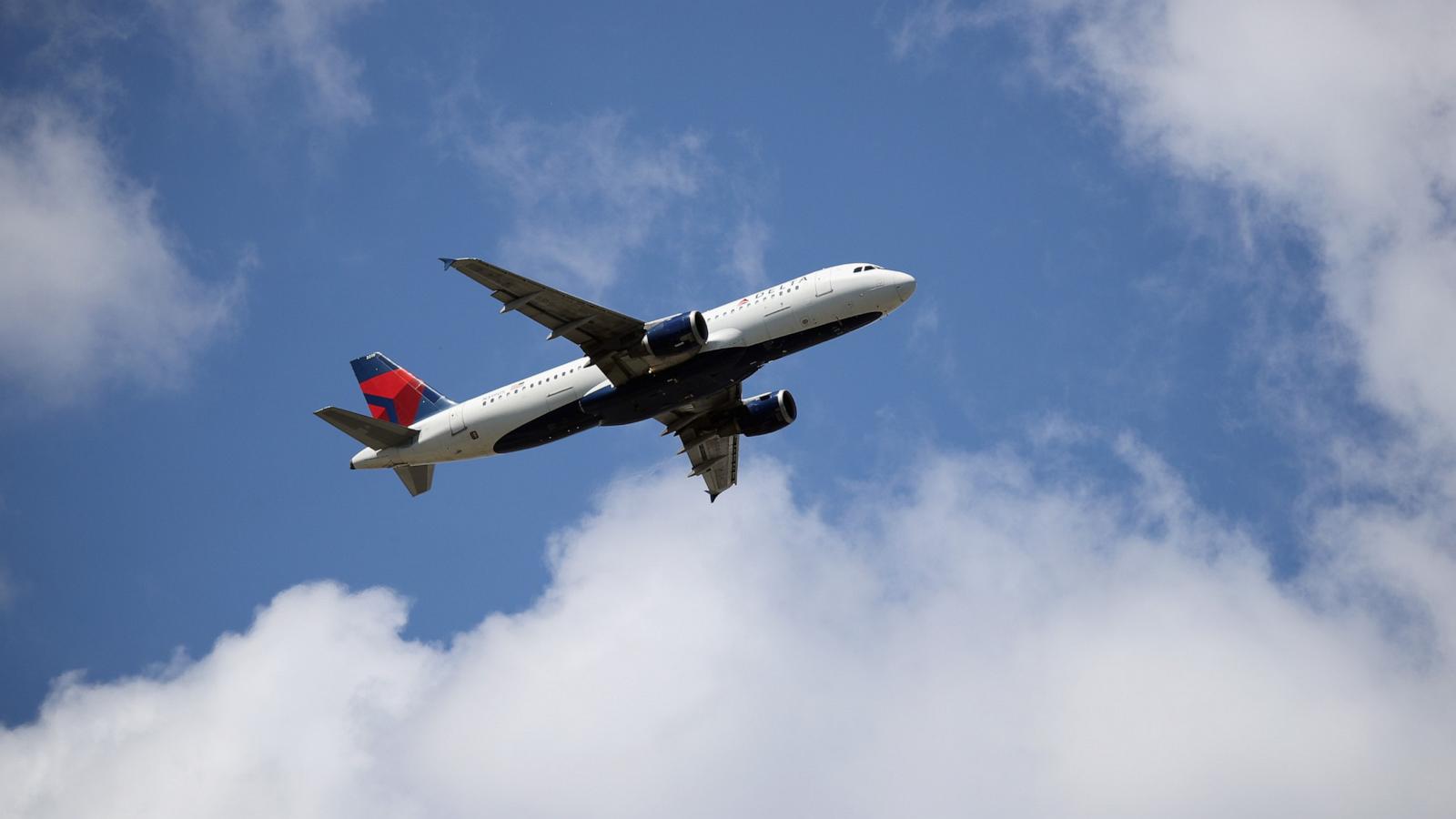 PHOTO: An Airbus A320-211 operated by Delta Airlines takes off from JFK Airport in New York City, Aug. 24, 2019.