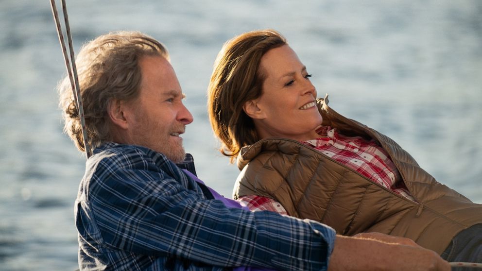 PHOTO: Kevin Kline and Sigourney Weaver in "The Good House," 2022.