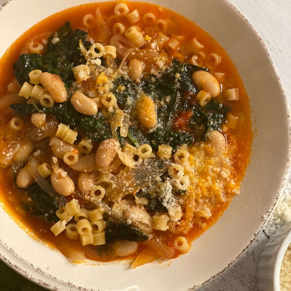 Stanley Tucci Eats This One-Pot Italian Soup in the Summer—and We Can See  Why in 2023