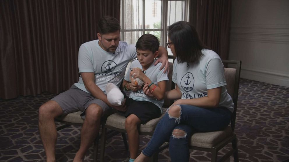 PHOTO: Jameson Reeder Jr., pictured with his mother and father, lost his leg in a shark attack in mid-August. 