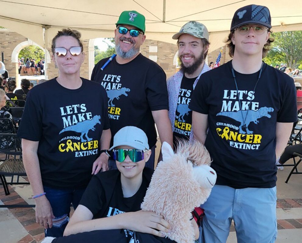 PHOTO: Jasper is the youngest of three brothers. Here, he's pictured sitting as he's surrounded by his mom Elizabeth, dad Jody and brothers Nathan and Gabriel.