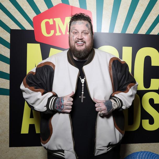Jelly Roll shares how he lost 70 pounds and how much more weight he hopes to lose