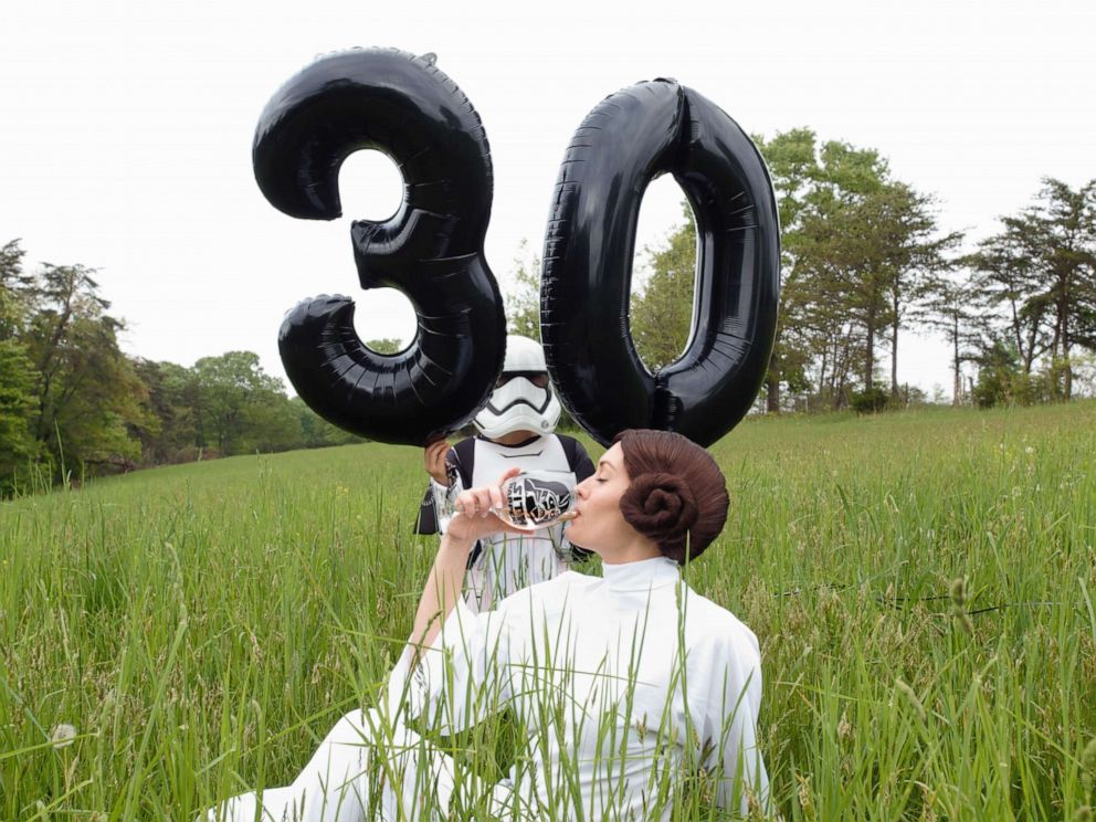 PHOTO: Jennifer Crane celebrated her 30-“Sith” birthday along with her 3 children in Star Wars costumes.