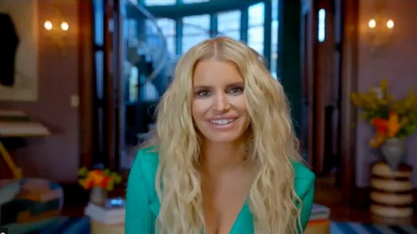 Jessica Simpson opens up about bikini pics, self-love and her go-to ...