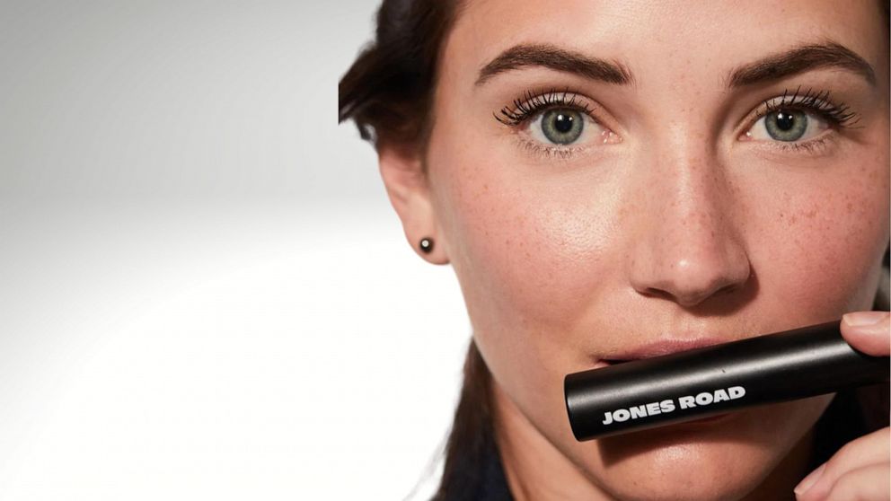 The Jones Road Beauty mascara is back in stock.