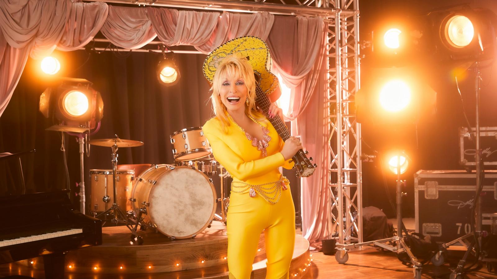 PHOTO: Dolly X Kendra Scott