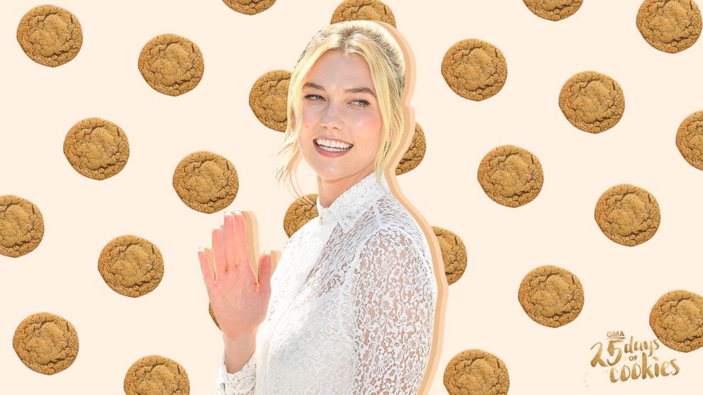 VIDEO: 25 Days of Cookies: Karlie Kloss' molasses sugar cookies