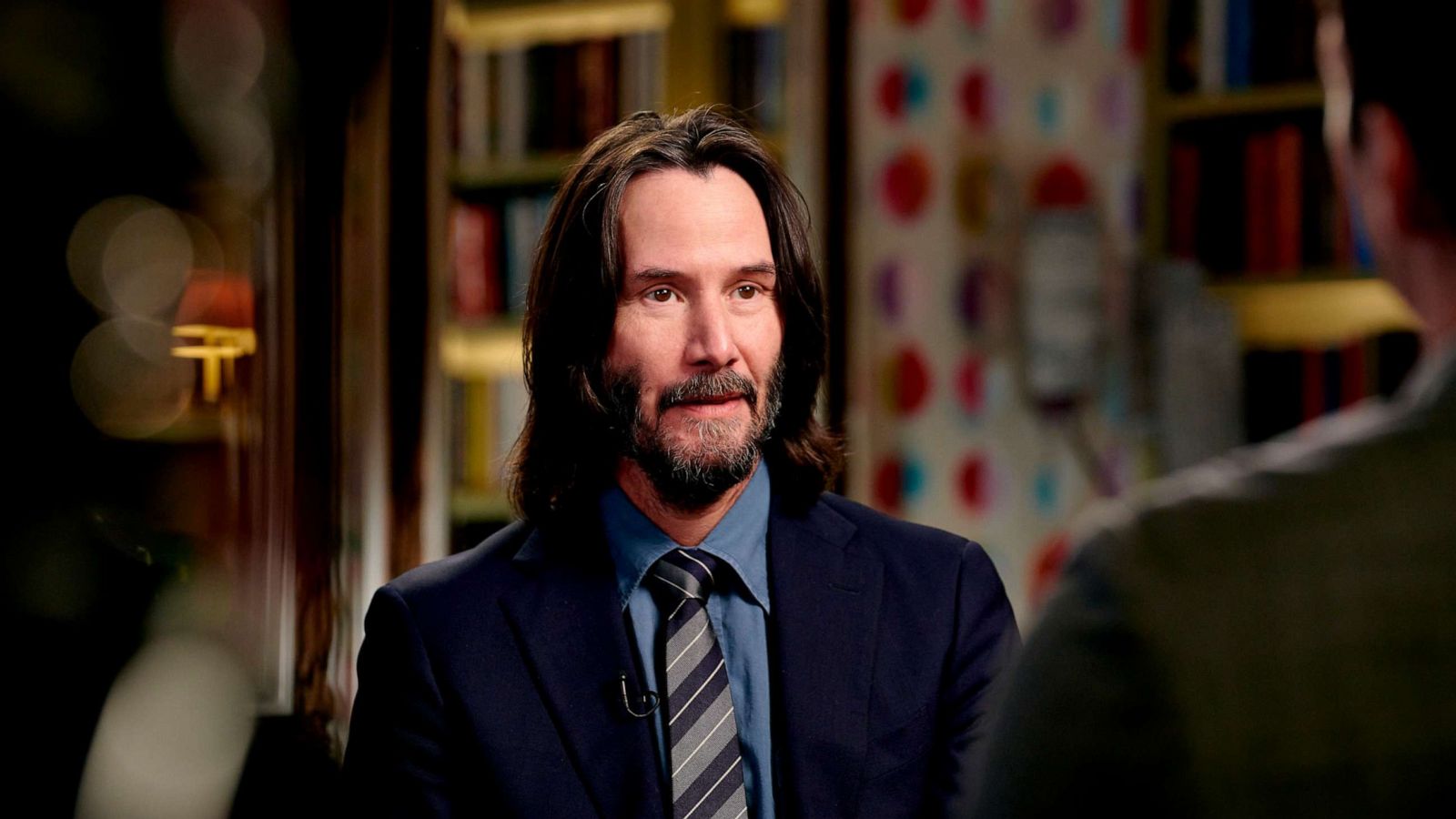 Watch Keanu Reeves and Chad Stahelski React to John Wick 4 Fan Theories, Fan Theories