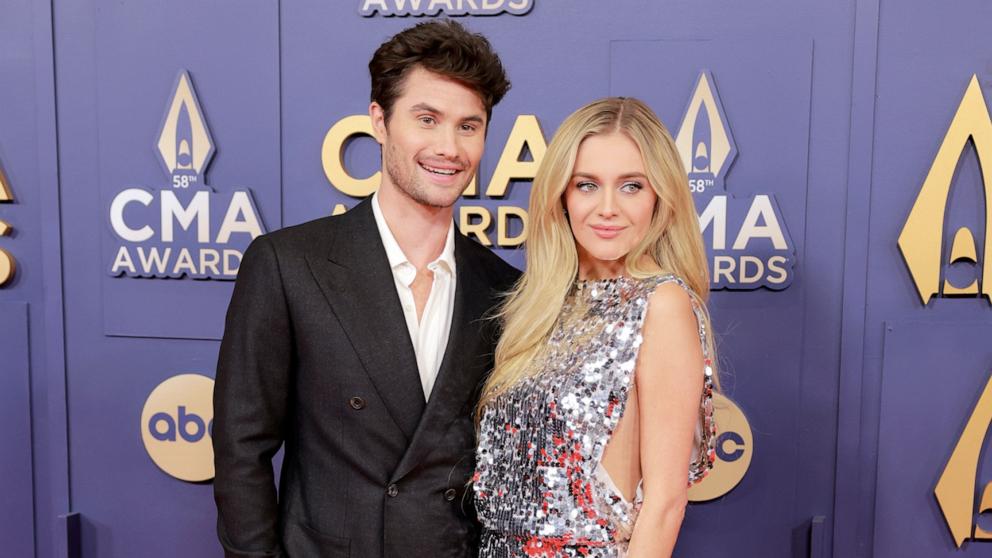 PHOTO: Chase Stokes and Kelsea Ballerini attend the 58th Annual CMA Awards, Nov. 20, 2024, in Nashville.