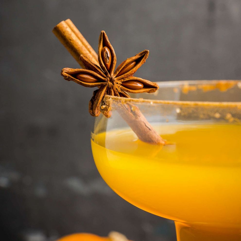 VIDEO: The ultimate October cocktail is this ‘Pumpkin Spiked Latte’ 