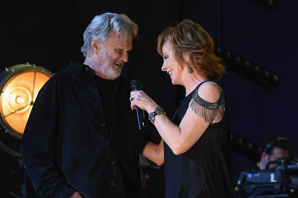 PHOTO: Kris Kristofferson and Reba perform at "The Life & Songs of Kris Kristofferson" produced by Blackbird Presents at Bridgestone Arena in Nashville, Tenn., March 16, 2016.