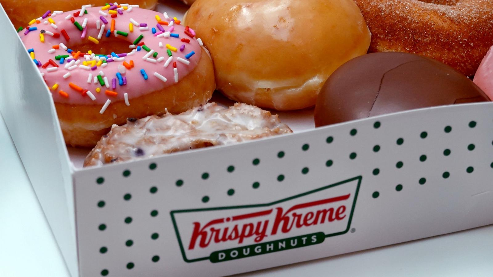 PHOTO: Doughnuts are sold at a Krispy Kreme store in Chicago, IL, May 05, 2021.