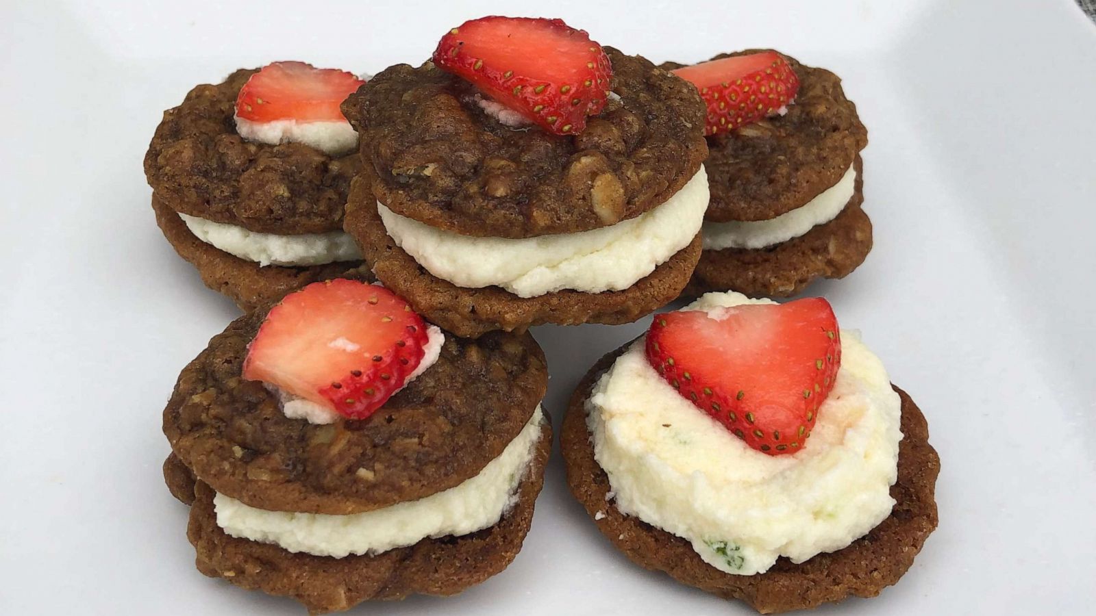 PHOTO: Kristen Abbott's ginger oatmeal lime cookies.