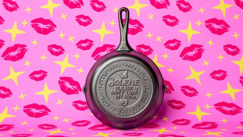 PHOTO: 8” Dolly Parton Cast Iron Skillet