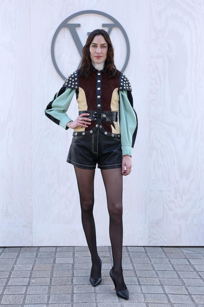 PHOTO: Alexa Chung attends the Louis Vuitton Womenswear Fall/Winter 2024-2025 show in Paris, Mar. 05, 2024.