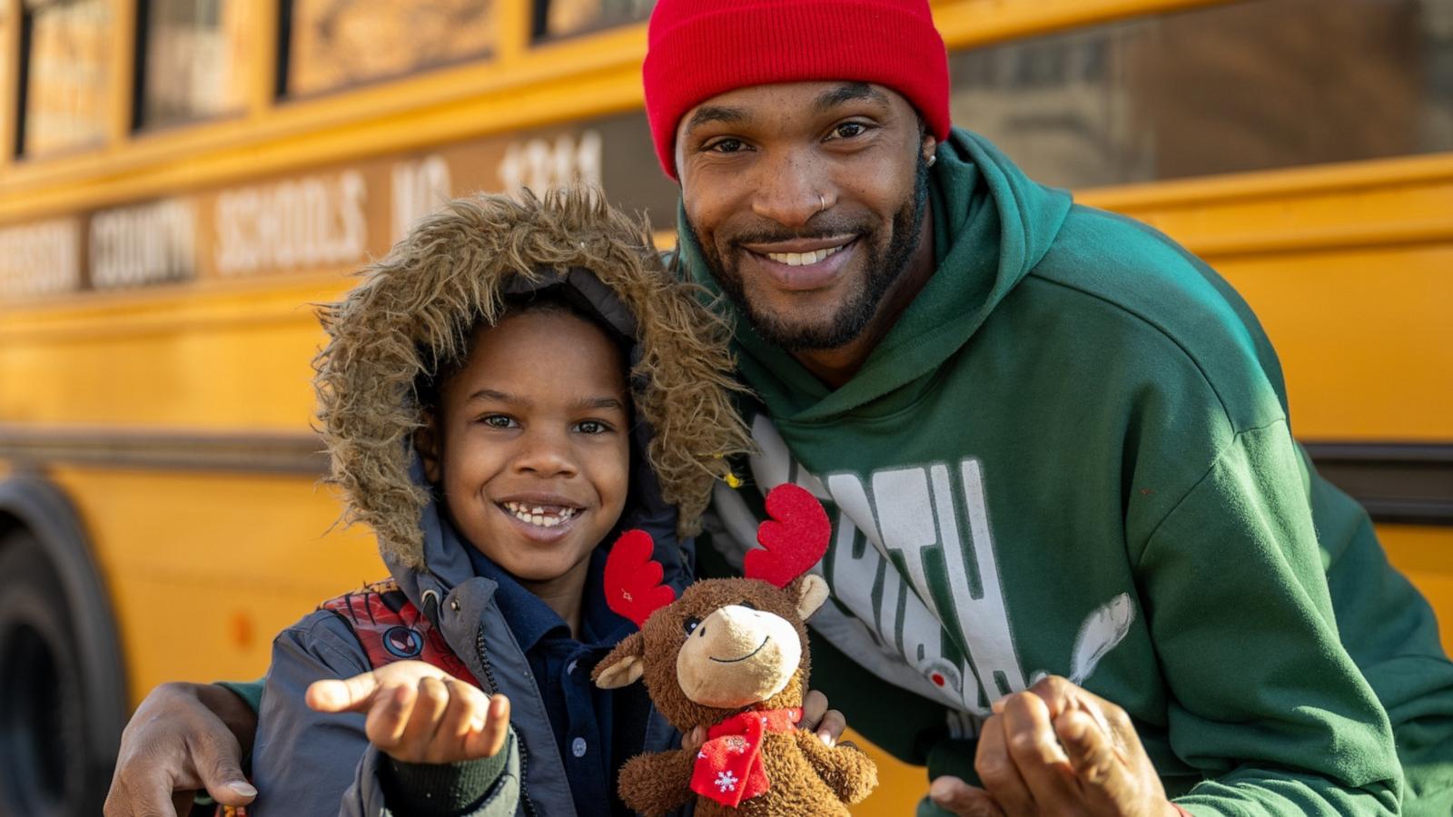 PHOTO: Bus driver Larry Farrish Jr. bought pajamas for Levi Carrier when the first grader did not have a pair to wear to pajama day at school.