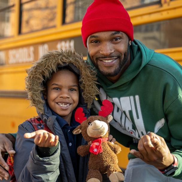 Bus driver buys pajamas for student sad about missing out on pajama day