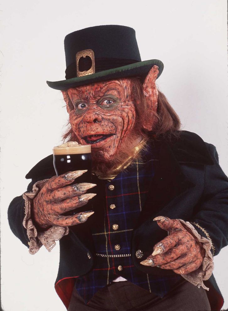 PHOTO: Warwick Davis as "The Leprechaun."