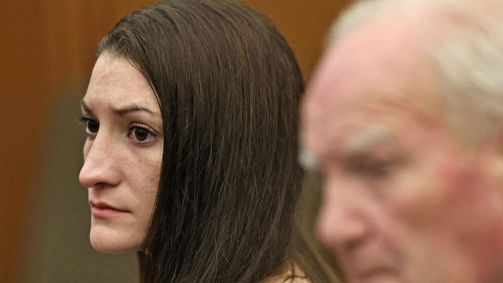 PHOTO: Lindsay Clancy watches jurors in her murder trial as Judge William Sullivan asks them to continue deliberations, in Plymouth, Massachusetts, U.S., September 2, 2026.