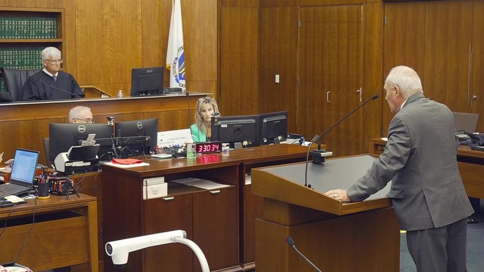 PHOTO: Kevin Reddington, attorney for Lindsay Clancy addresses Judge William Sullivan during an afternoon session in the courtroom in the triple murder trial of the Duxbury mother in Plymouth Superior Court, in Plymouth, Massachusetts, September 3, 2026.