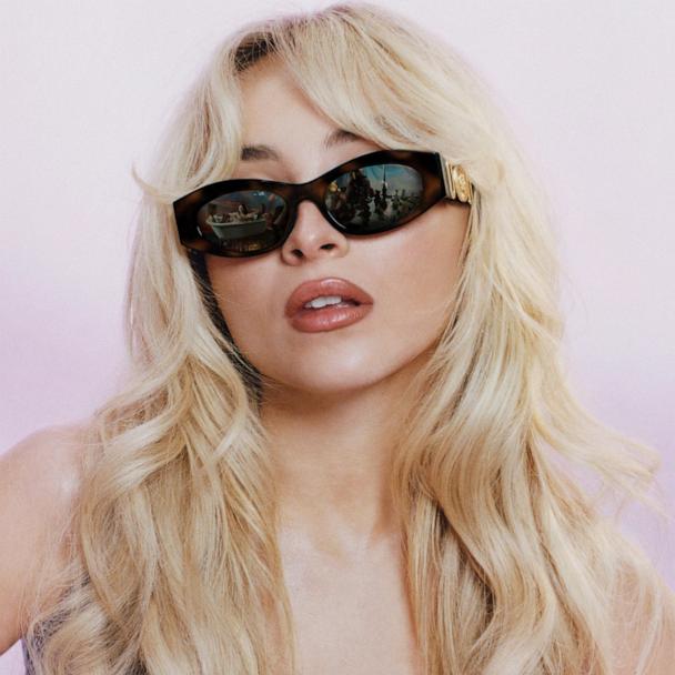Sabrina Carpenter rocks iconic Biggie sunglasses for